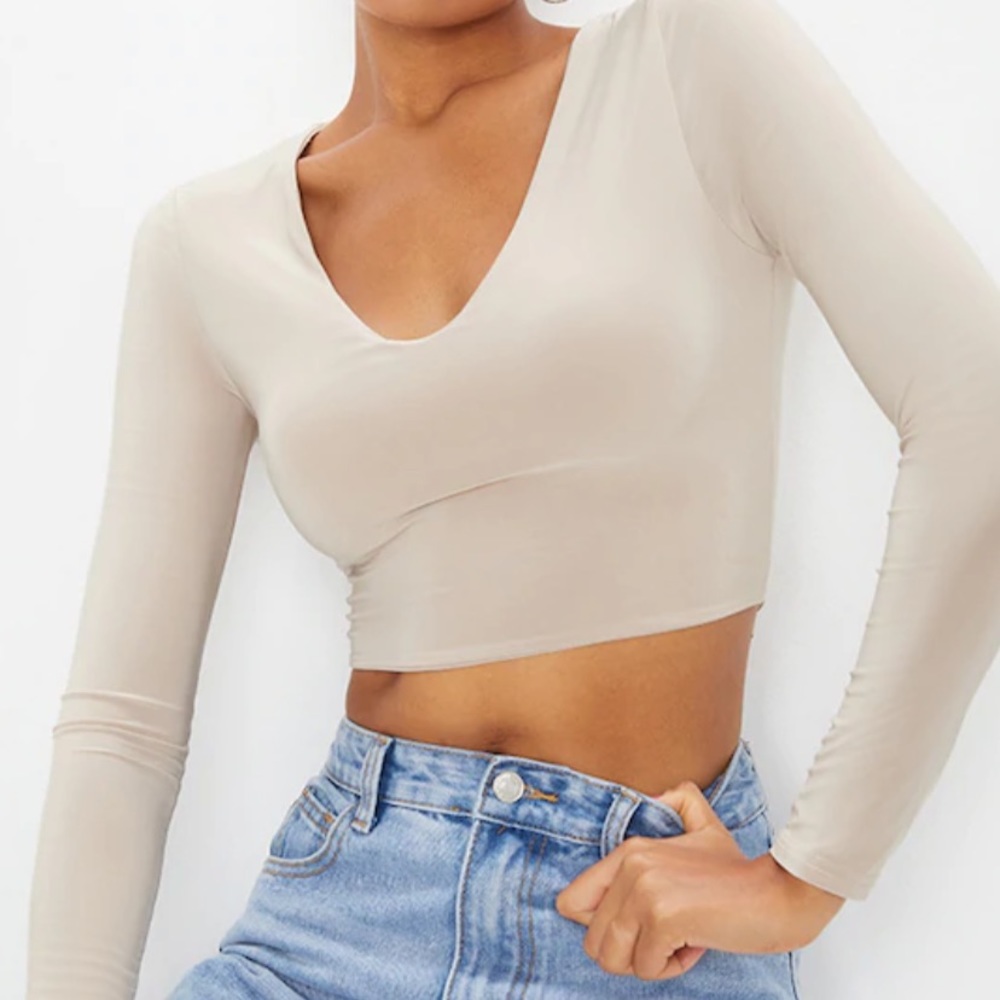 Pretty Little Thing Tan Long Sleeve Crop Top NWT